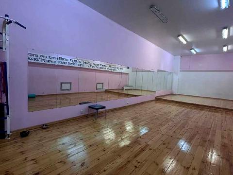 комерційна за адресою Зелена вул., 107