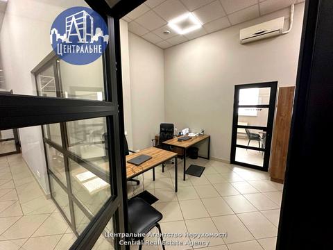 комерційна за адресою Нагірна вул., 7
