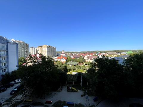 квартира за адресою Василя Симоненка вул., 45