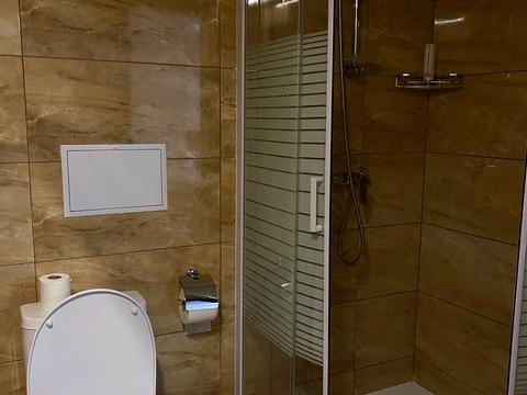 квартира за адресою урочище Вишні вул., 1