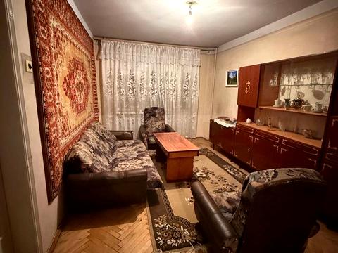 квартира за адресою Тролейбусна вул., 10