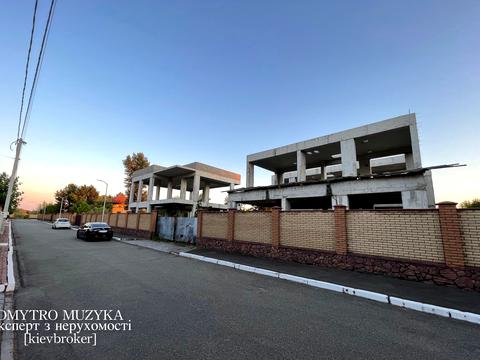 ділянка за адресою Плютовська вул.