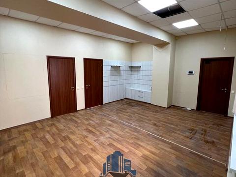 комерційна за адресою Батумська вул., 11