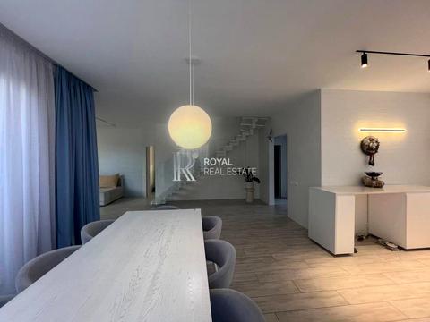 дом по адресу троянда