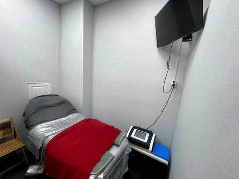 комерційна за адресою Петра Григоренка просп., 24