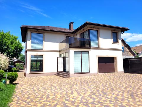 будинок за адресою Центральна вул.