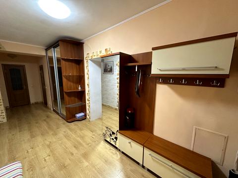 квартира за адресою Анни Ахматової вул., 33