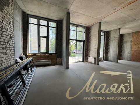 коммерческая по адресу Любомира Гузара просп. (Космонавта Комарова), 15