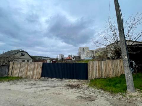 ділянка за адресою Олексія Береста вул. (Криленка), 10