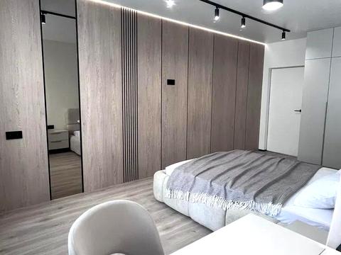 квартира по адресу Угорская ул., 12