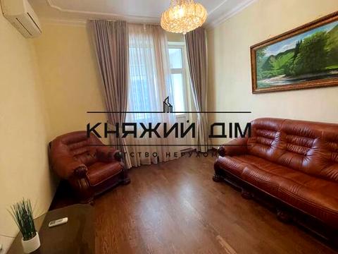 квартира по адресу Василия Тютюнника ул. (Анрі Барбюса), 37/1
