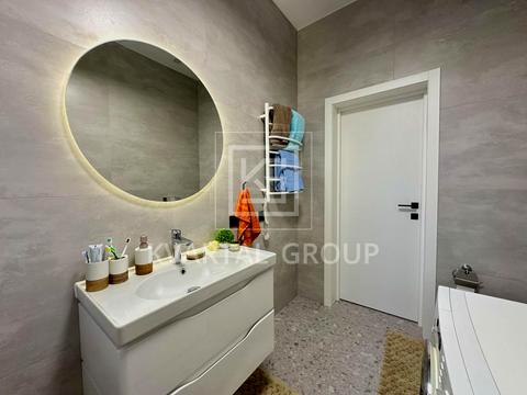 будинок за адресою Успішна