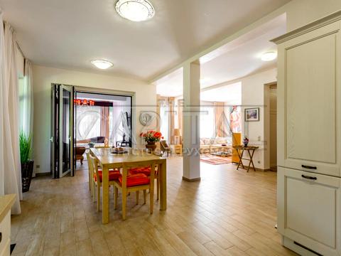 будинок за адресою Польова