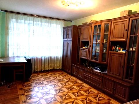 кімната за адресою Голосіївський просп. (40-річчя Жовтня), 13