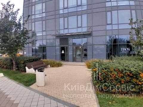 квартира за адресою Академіка Заболотного вул., 1-Б
