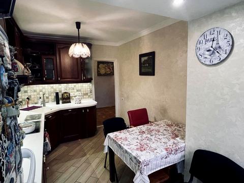 квартира за адресою Володимира Івасюка просп. (Героїв Сталінграду), 20