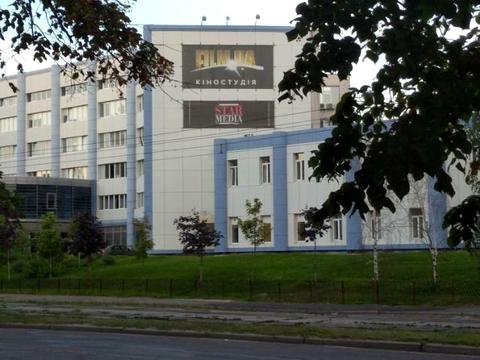 комерційна за адресою Миколи Закревського вул., 43