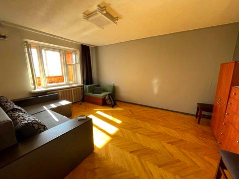 квартира за адресою Валерія Лобановського просп. (Червонозоряний), 12