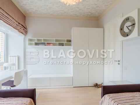 квартира за адресою Почайнинська вул., 70