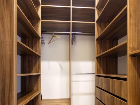 квартира за адресою Василя Тютюнника вул. (Анрі Барбюса), 53