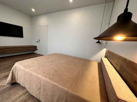 квартира по адресу Молодіжна ул., 5