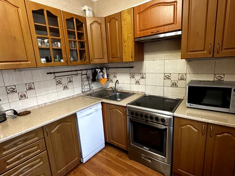 квартира за адресою Ревуцького вул., 18-А
