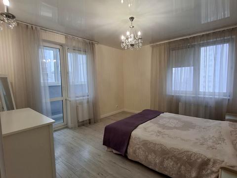 квартира за адресою Академіка Глушкова просп., 9