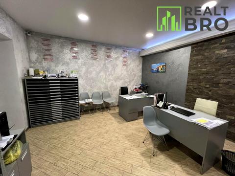 комерційна за адресою Курчатова, 1