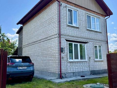 будинок за адресою изумруд, 1