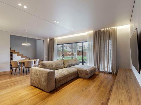 дом по адресу Тепла, 2