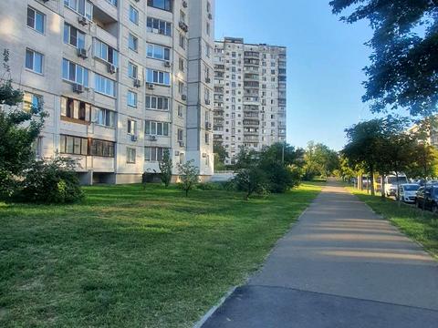 квартира за адресою Мілютенко, 17В