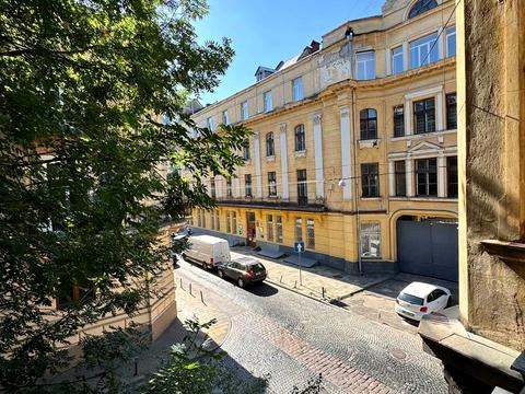 квартира по адресу Ковжуна ул., 1