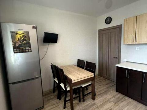 квартира за адресою Миколи Руденка бульв. (Кольцова), 8
