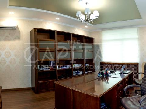 коммерческая по адресу Антоновича ул. (Горького), 131
