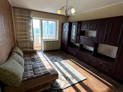 квартира за адресою Володимира Висоцького бульв., 9