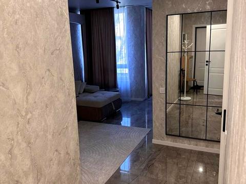 квартира за адресою Космічна вул., 5