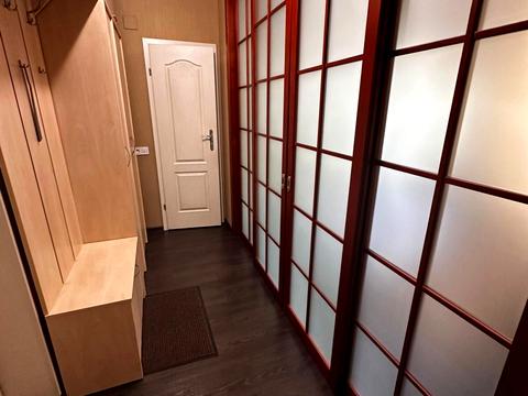 квартира за адресою Сталеварів вул., 11