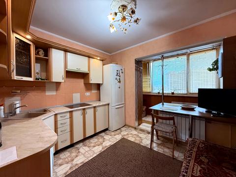 квартира за адресою Федора Ернста вул., 6