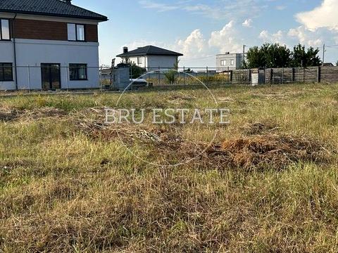 ділянка за адресою с. Гатне, Пшенична вул.