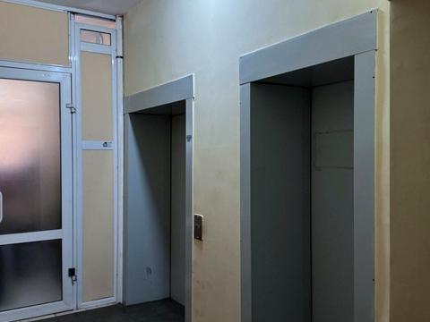 комерційна за адресою Почайнинська вул., 70