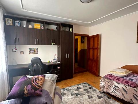 квартира за адресою Урожайна вул., 19а