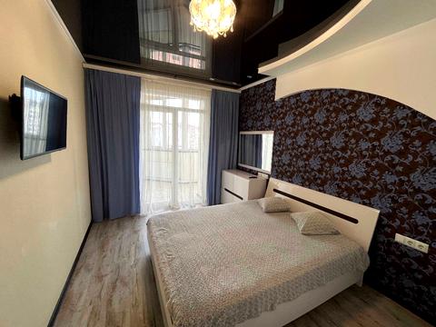 квартира за адресою Панаса Мирного вул., 18/2