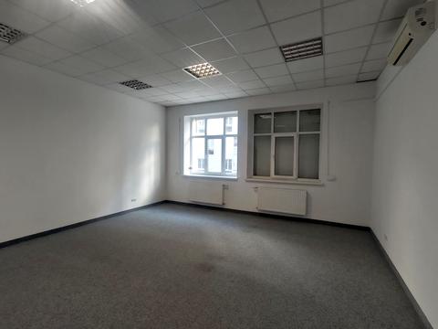 коммерческая по адресу Героев УПА ул., 73