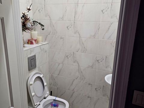 комерційна за адресою Івана Козловського пров., 5