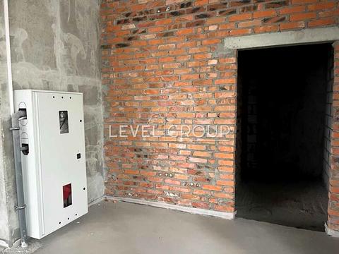 комерційна за адресою Олександра Олеся вул., 8а