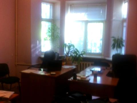 комерційна за адресою Калинова вул.