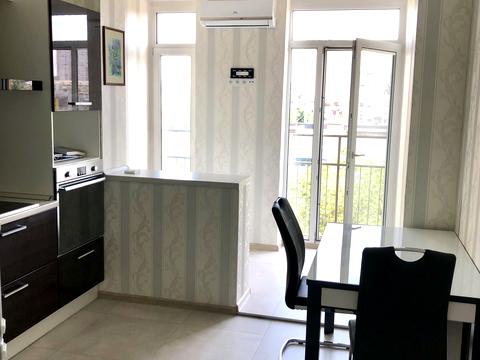 квартира за адресою Регенераторна вул., 4 к7