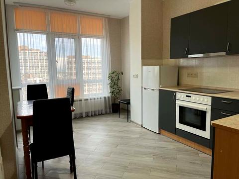 квартира за адресою Родини Крістерів вул., 20-Б