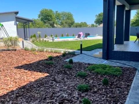 будинок за адресою центральна