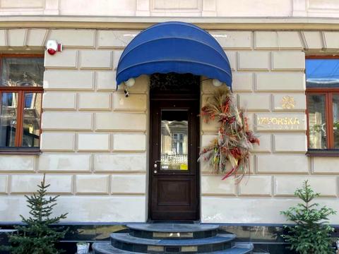 комерційна за адресою Михайла Грушевського вул., 12